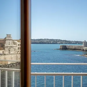 Ortigia Seafront By Wonderful Italy Apartment